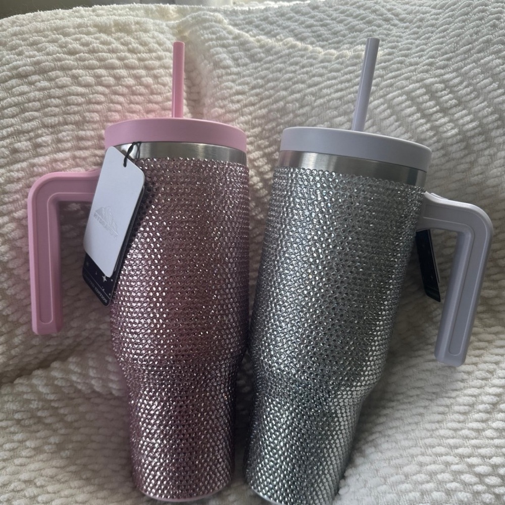 limited edition rhinestone hydrapeak tumbler silver & pink